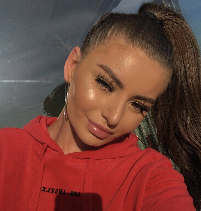 Hi sister https://t.co/rB3mLFDcrT