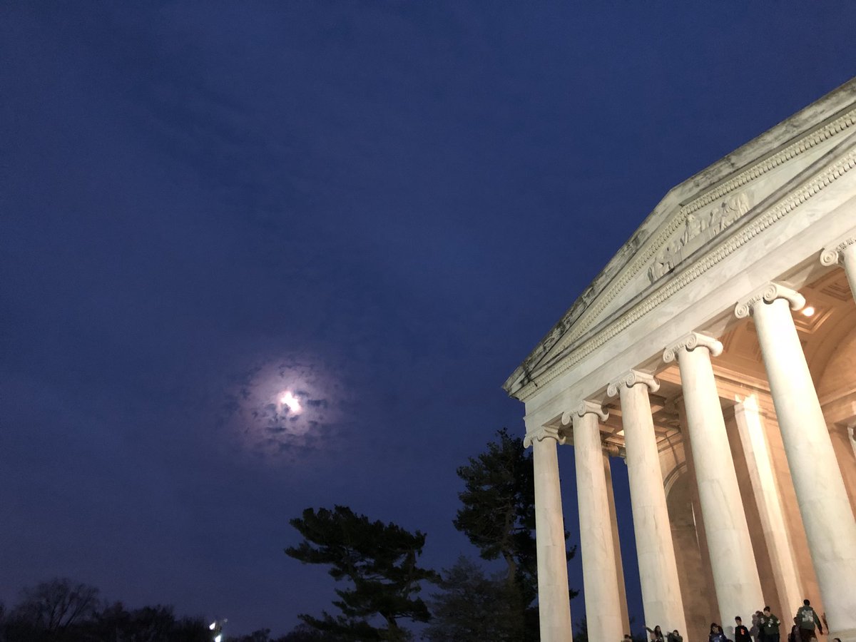 currieDC2018's tweet photo. Night walk along the basin to see Jefferson Memorial, FDR Memorial, and MLK Memorial. Sorry I didn’t get any photos at the last stop, it’s been a long day! 18,135 steps! https://t.co/EKKJTHSkBH