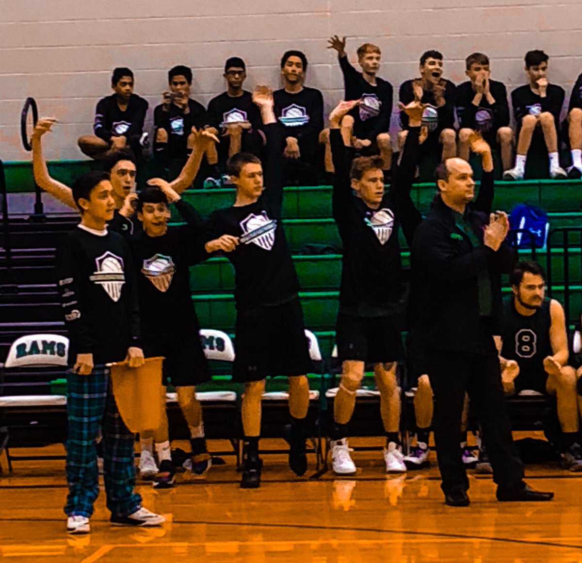 CDVolley's tweet photo. McDubbin 3-0 #cdvb https://t.co/AMDQL6NB67