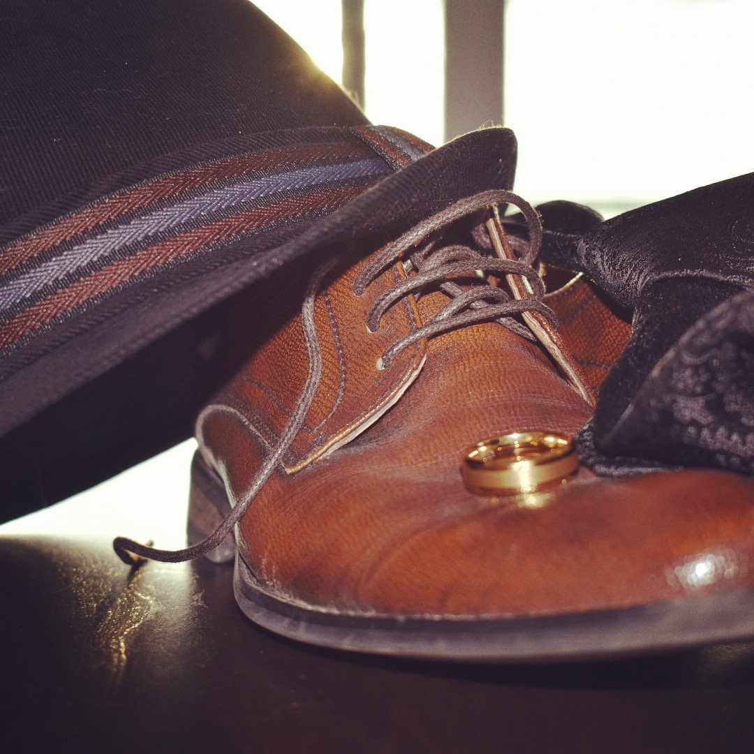 tungstentitans's tweet photo. Let the long weekend begin... Accenting the outfit tonight with gold tungsten! #mensfashion #menswear #longweekend #tungsten #nightout #rings https://t.co/elHDHNCowN
