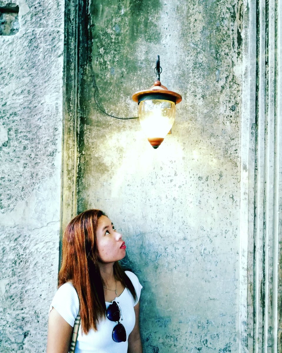 leonila_casoyla's tweet image. Because the night is dark and full of terrors...🔥
--
Moments like this⬆. Very relaxing. Kay kanang mag-tanga lang, murag way tomorrow ba. 😂
#wheninnegros #GOTfeels #redwoman #lordofthelight