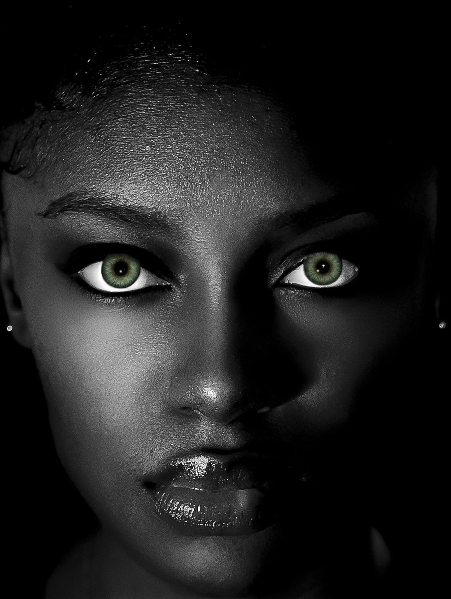 CCMSDESIGN's tweet photo. "To see in color is a delight for the eye but to see in black and white is a delight for the soul."― Andri Cauldwell @_CCMSELAROCKS @CampCreekMiddle @FultonCoSchools @fultonslc https://t.co/TDswqGDzyz