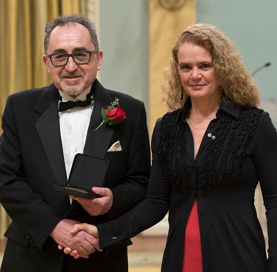 grunt gallery's program director & curator #GlennAlteen received a Governor General Award #GGAward for his outstanding contribution to the visual arts. We are very proud! Congrats @GlennAlteen.