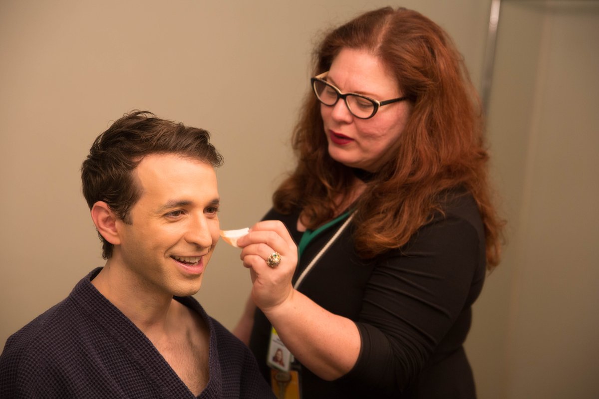 FGOpera's tweet photo. A quick touch-up before tonight's performance.
Photo by: Daniel Azoulay
#FGOpera #FGOStrong #FGOLife #OrfeoedEuridice #Gluck #Opera #Broward #ThingsToDo #ClassicalMusic #OperaLovers #OperaFanatics #Music #Theatre #Gluck #UnderWorld #Makeup #BackStage https://t.co/q76WwKj0yw