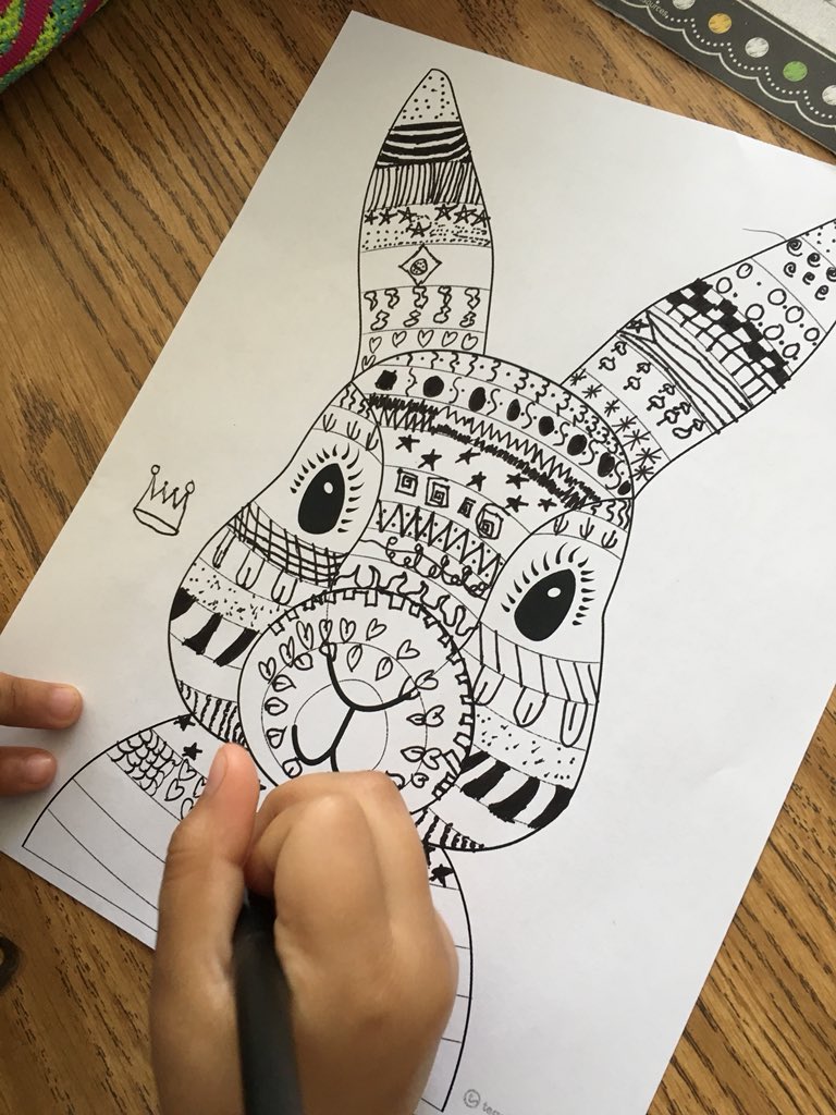 CruzinInKinder's tweet photo. Third grade artists working on our Funky Easter Bunnies today @LomaVerdeBears https://t.co/DRM161oM7G