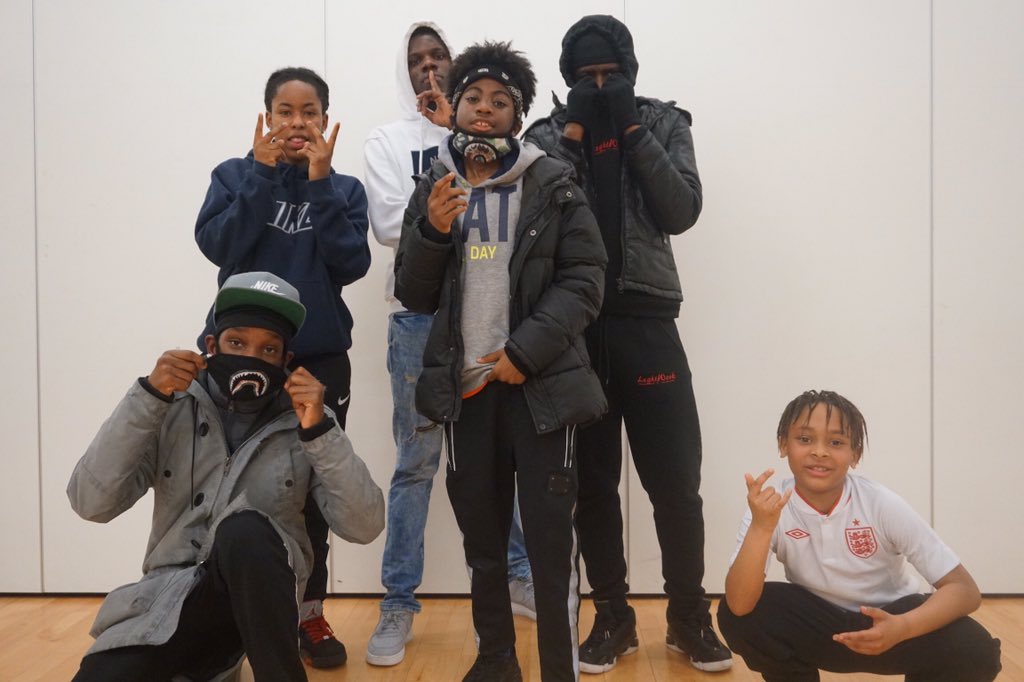 SoundSkool's tweet photo. W O R K - E X P E R I E N C E -
S T U D E N T - T A K E O V E R - 🎧🎹🎤🕺💃🏿
We are very proud of our #WorkExperience team down at #CraigPark #YouthCentre
working with #EnfieldYouthSevice #CraigParkYouthCentre #EnfieldMusicService #YouthWork #YoungPeople #SoundSkool https://t.co/IGeKuQ7CF0