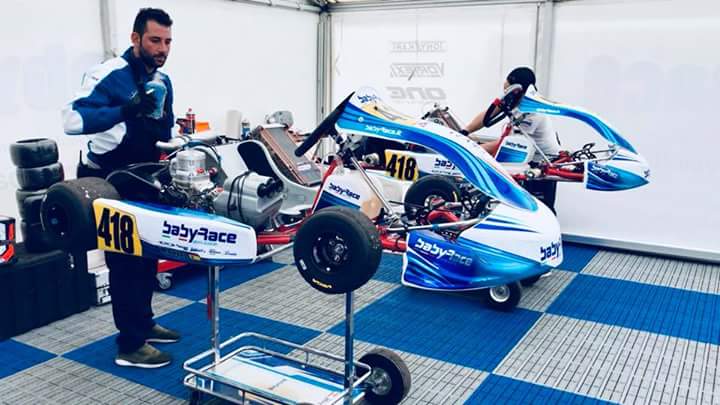 MotorPbs's tweet photo. Una nueva aventura para Mari Boya. #Sarno #Wskarting #BabyRaceDriverAcademy #ParolinKart #TmEngines
#GFR #Vega Amarilla https://t.co/fBI8lyTY5d