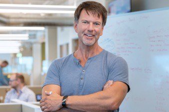 dkwock's tweet photo. .@ABridgwater talks to @TheWrightView on the #ServiceNow roadmap. Find out what to expect in the next wave of #innovation: https://t.co/FlNWmuXhaS https://t.co/2O3rdbuhS0