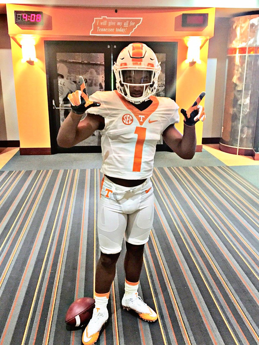 G_Sportz's tweet photo. Tennessee offers arguably the best athlete in the state for the 2020 class Jakhi Douglas @youngg_baller #HeLikeThat https://t.co/4yGCTcrPaF