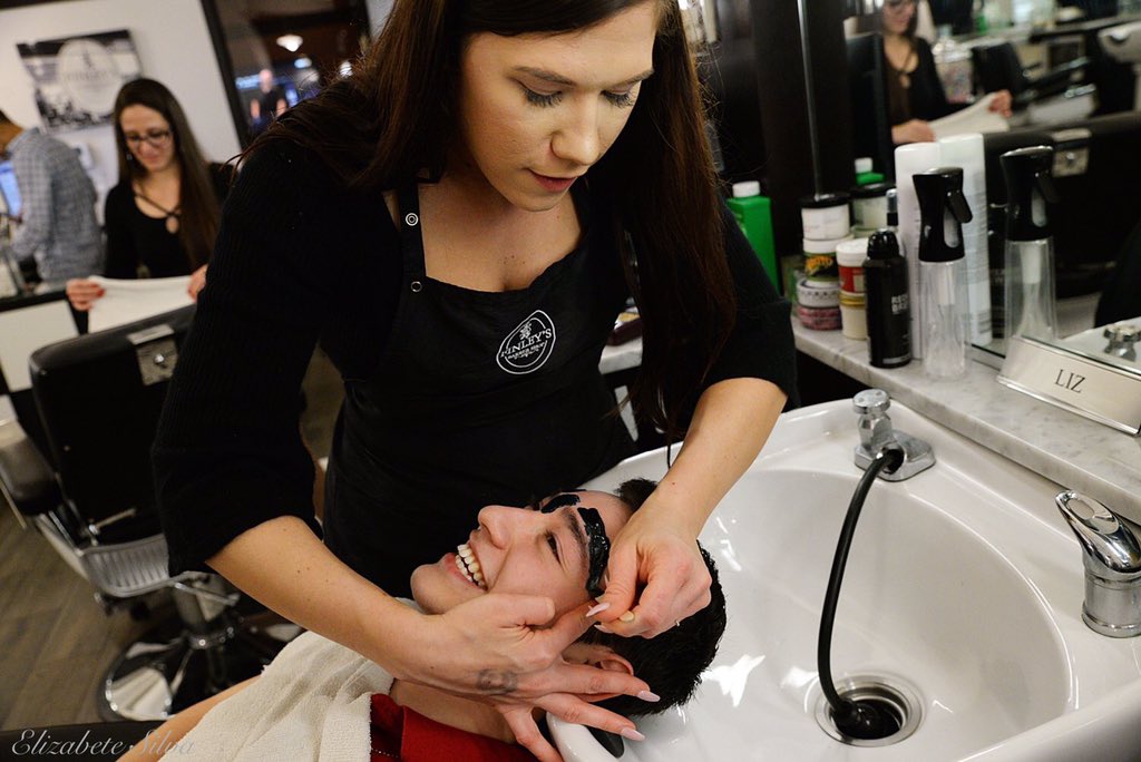 BeautifullyLFD's tweet photo. You gotta do what you gotta do sometimes! 😜 Thanks @Finleysbarbers for helping them with those pesky eyebrow hairs before our @CBCCFashionShow ! 😎💙 #beautifullyloved #nonprofit #finleysbarbershop  #cbccfashionshow2018 #cbccfashionshowatx #cbccfashionshow #beautyforacause https://t.co/7aPQcJGcfT