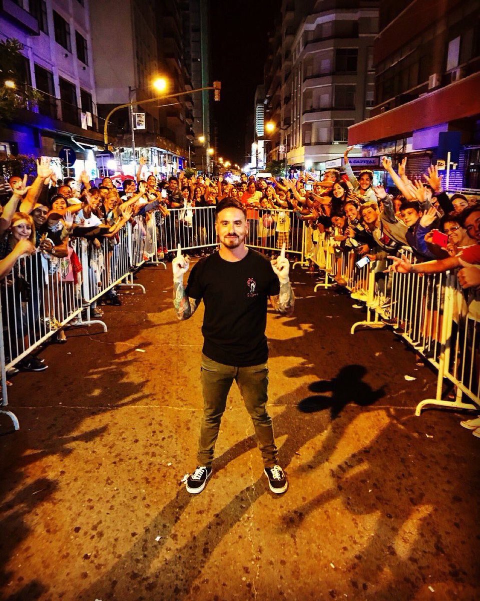 Hoy, vuelve <a href="/balfederico/">Federico Bal</a> a <a href="/MagnificaMDQ/">Magnifica</a>.

📌 JUEVES: 22.30
📌 VIERNES: 21.30 y 23.45
📌 SÁBADO: 21.30 y 23.45
📌 DOMINGO: 21.30 y 23.45

ÚLTIMAS FUNCIONES EN #MDQ 

#SemanaSanta2018 #FindeXXL #FindeLargo #MarDelPlata #magnifica

<a href="/Carmen_LaLeona/">Carmen Luz Barbieri</a> <a href="/luisaalbinoni/">Luisa Albinoni</a> <a href="/valearchimo/">Valeria Archimo</a>