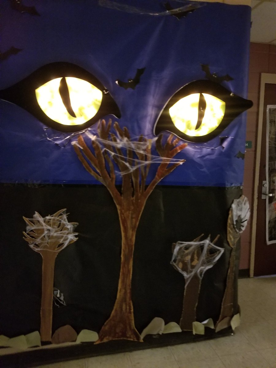 MrsVFerreira's tweet photo. Hallway Wars 3: "The Principal Strikes Back" was a very exciting day at GMS today.  I am so proud of #teamsapphire and the planning and teamwork that went into our #hauntedmansion theme! #gmswolfpack https://t.co/rMfdvOJvme