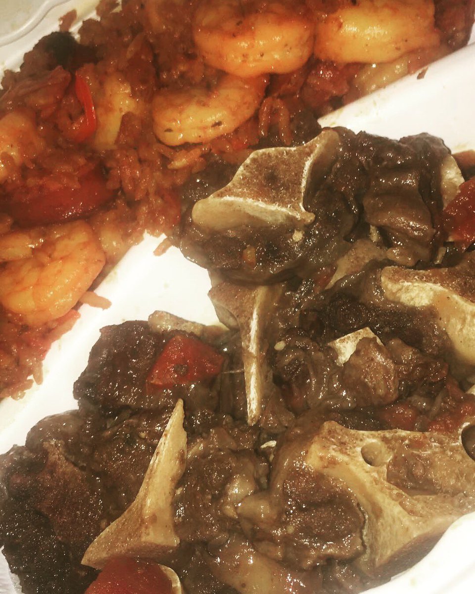 For_Love_Grub's tweet photo. Have you tried our Oxtails with Jollof Jambalaya?  F#%* That's delicious. #jollofrice #oxtails #dinnertime #jambalaya https://t.co/UBXLf47B0R