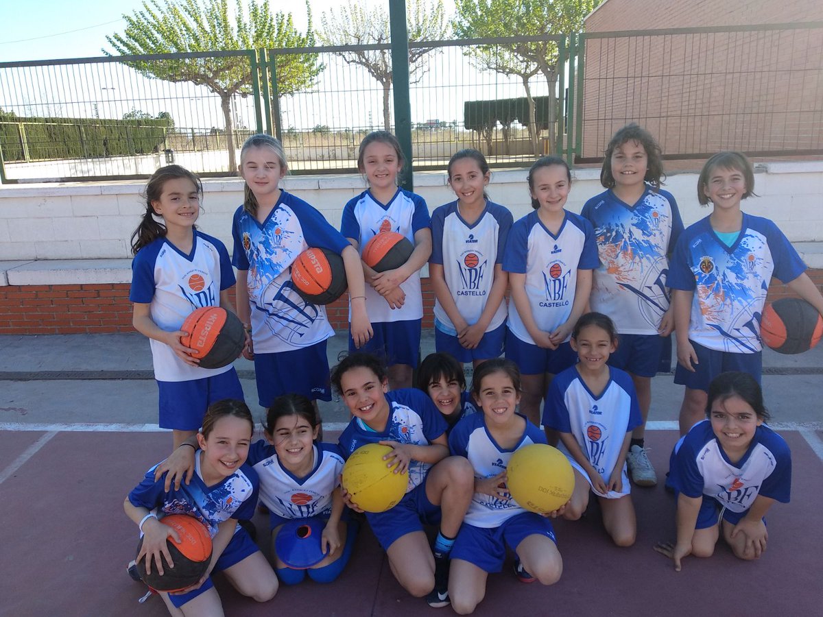 NBF_Castello's tweet photo. BENJAMÍN A ACABA INVICTO LA TEMPORADA REGULAR
Las jugadoras del Benjamin A finalizan en primera posición la fase de grupos después de 20 victorias en otros tantos encuentros, y ya está a la espera de conocer su rival en semifinales. Enhorabuena!
#EndavantEsports #JuntsSomMésForts https://t.co/ChMyazmohn