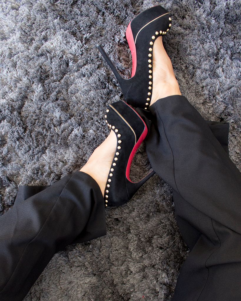 ByMareShoes's tweet photo. if you are looking for a new pair of shoes now you can find it in our online store https://t.co/wdhCBiR2Ow with big SALES! 💣💣💣 https://t.co/MPk54BcBfY
