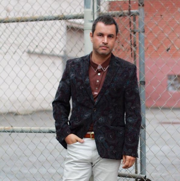 OteroMenswear's tweet image. Incorporate Otero Menswear into your outfits and watch your style go to the next level. Take it from @douglaslagoscom. 

IG 📷 Credit "douglaslagos: Downtown vibes with Rossana.
Shirt and belt @OteroMenswear." 

#MensFashion #Menswear