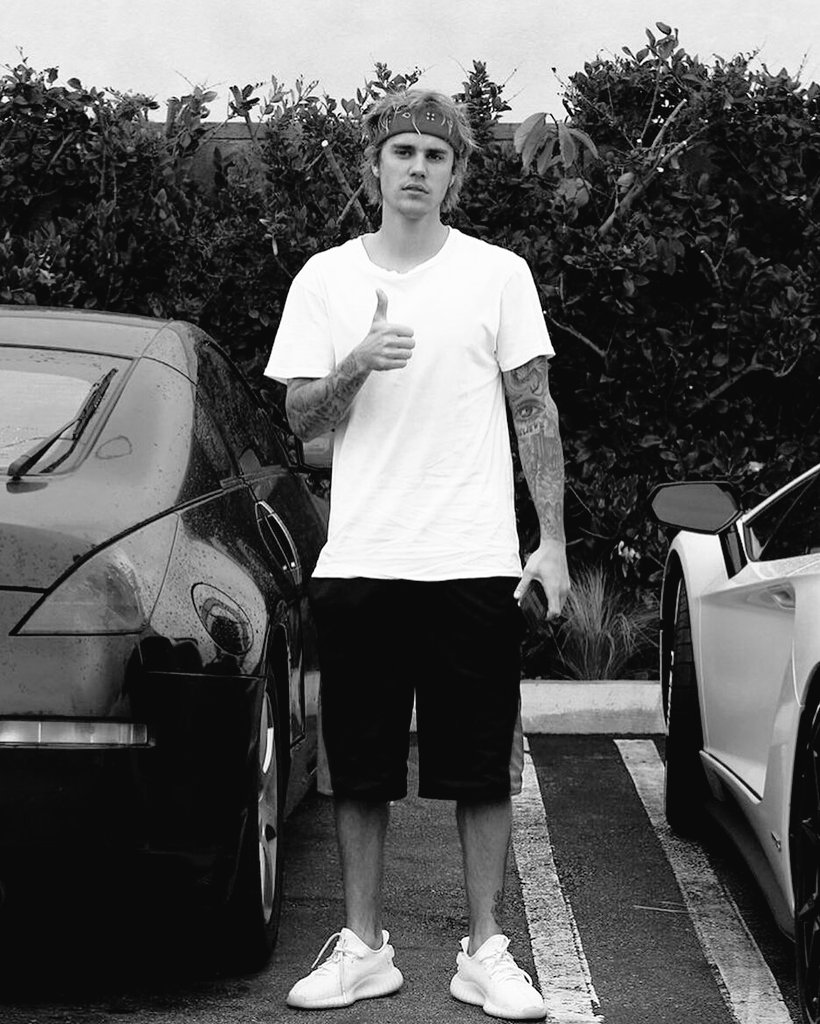 otpdfucing's tweet photo. Pop the trunk, I open up, I sold my soul for a good price. https://t.co/HKCRCL3VQq