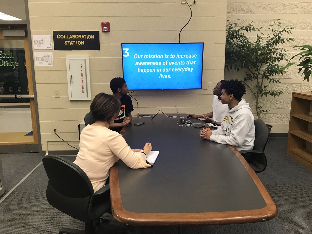 Yesterday, <a href="/NancyCoxLex18/">Nancy Cox</a> took time to meet with one of our STLP groups and review their news app, “Informed.” She gave very valuable feedback to help them prepare for today’s state STLP competition! Stay tuned to hear how they did....✨😊 #defendingstation #WeAreIT <a href="/LEX18News/">LEX 18 News</a>