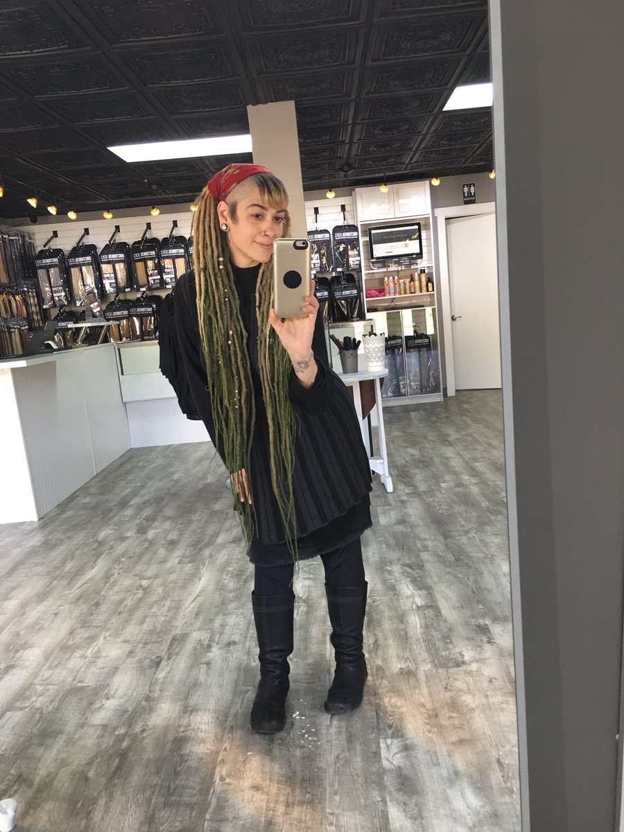 fiercelocks's tweet photo. #doctoredlocks #dreadlock maintenance #spokanedreads #dreadfuljonquil or #fiercelocks https://t.co/V62gBOYOCO