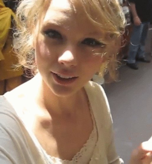 taysevolution's tweet image. 