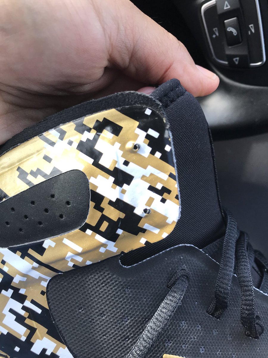 nike id baseball cleats