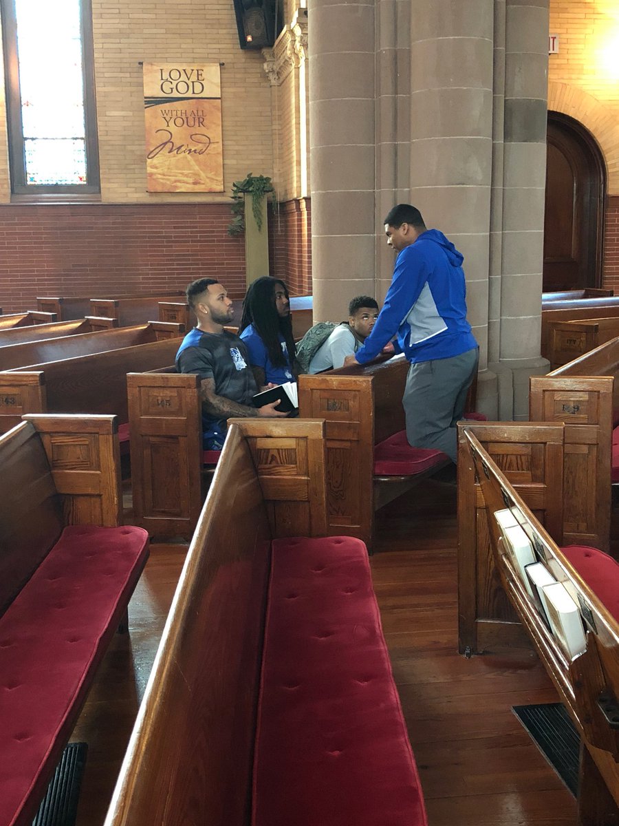 J_McNairUT's tweet photo. When you get an opportunity to change the lives of young men, it’s a blessing! Had a chance to visit our on campus Chapel &amp; our beautiful waterfront! No place I’d rather be! #OneWay #HamptonWay https://t.co/l32670rLxk