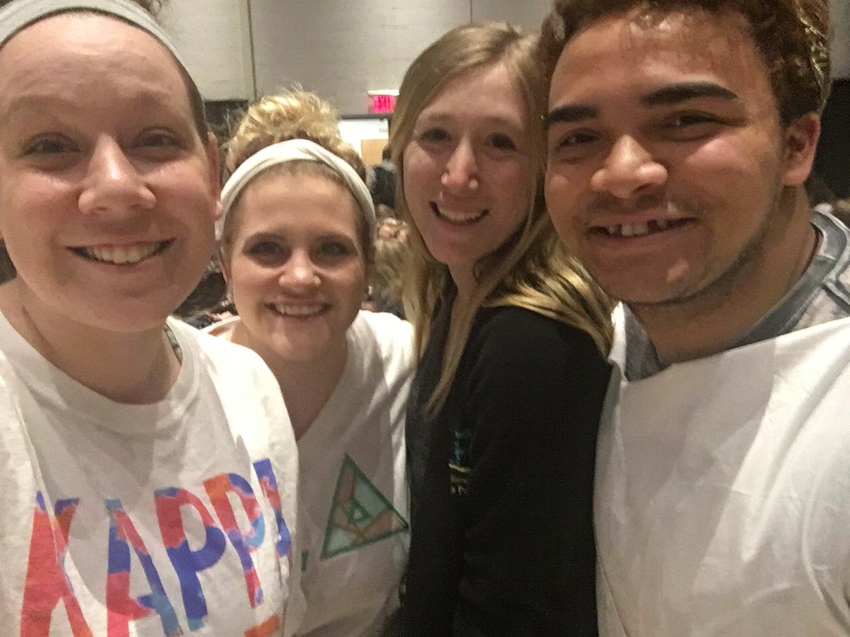 BigmacLauren's tweet photo. #rethinkthursday #greekweek2k18 you should rethink Greek because these awesome leaders would love to see you in this community! @wsu_FSGC @leedaman45800 @selizabeth2700 @ToriFoureman https://t.co/NPfvZerUPB