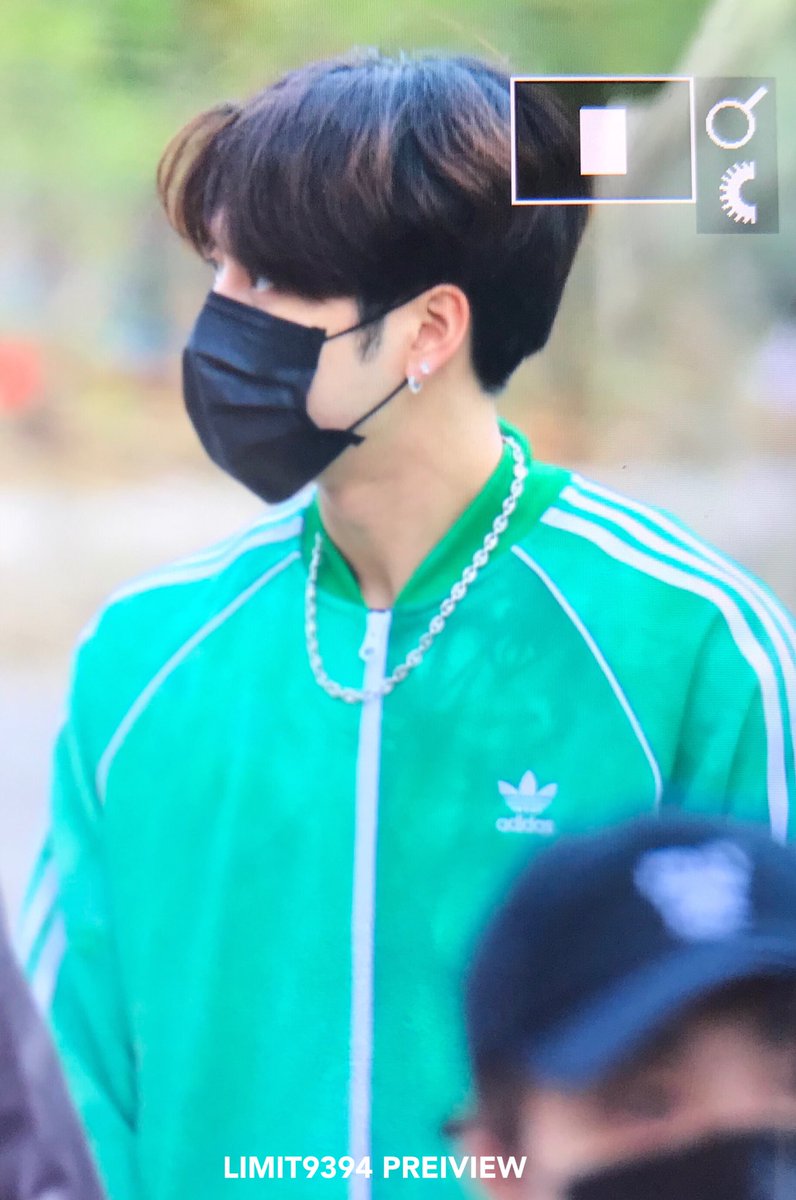 ______Limit tweet media