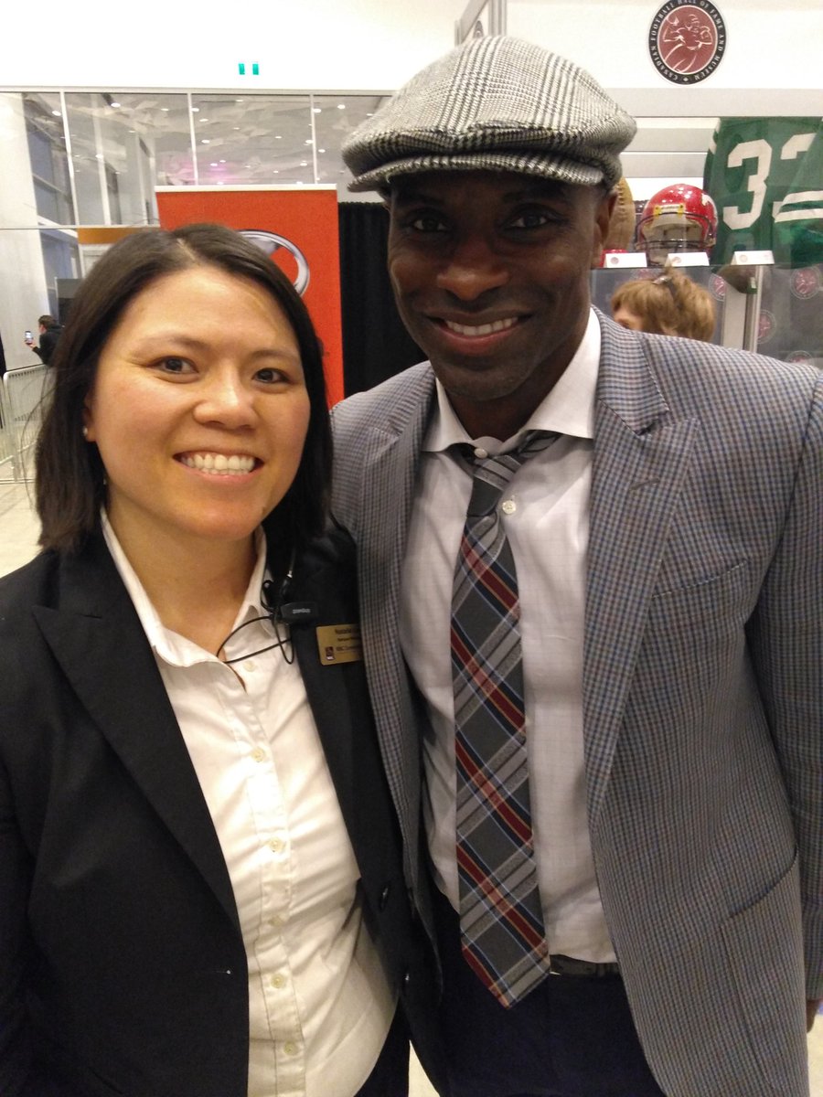 Natalielamborgh's tweet photo. It seems like it was just yesterday... #goodtimes #legend #MarksCFLWeek @almighty31 #gobombersgo https://t.co/5m1n42AssJ