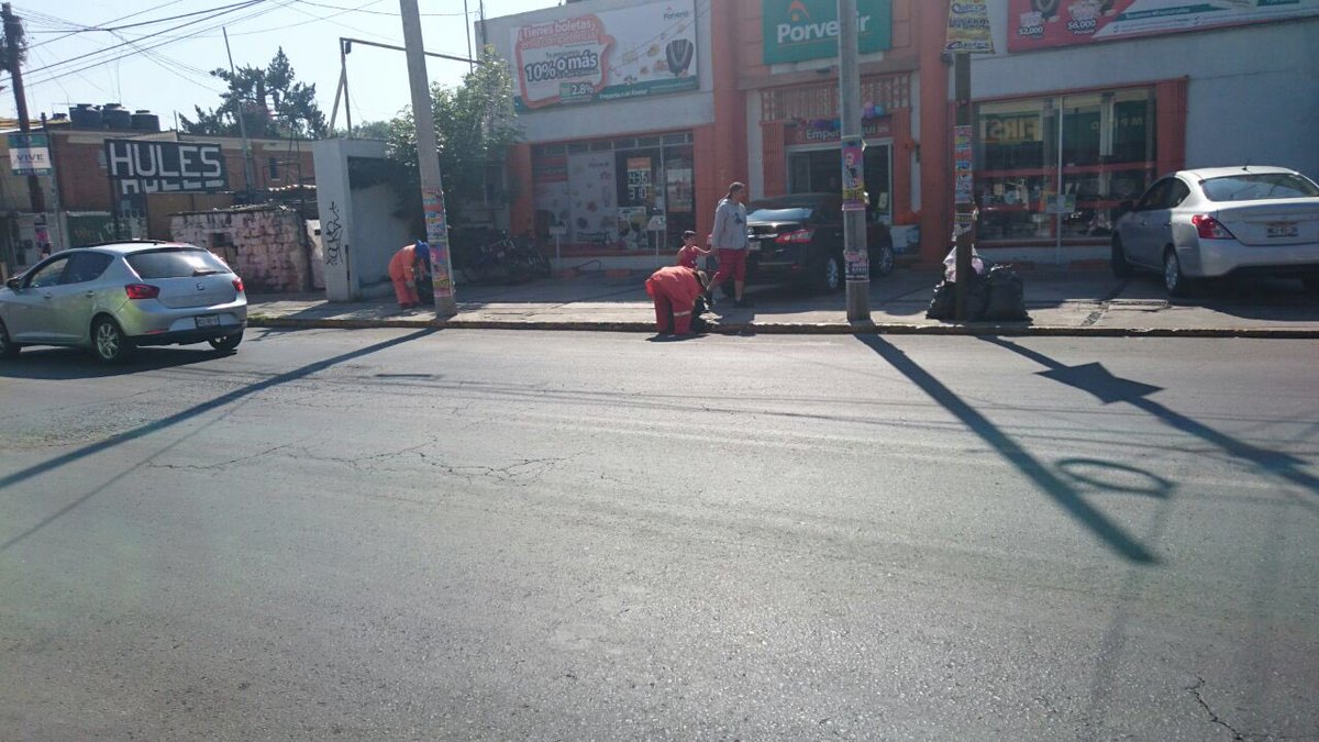 DSPAtizapan's tweet photo. Servicios Públicos trabajando con pasión por un municipio limpio. https://t.co/EHTxwabpKm