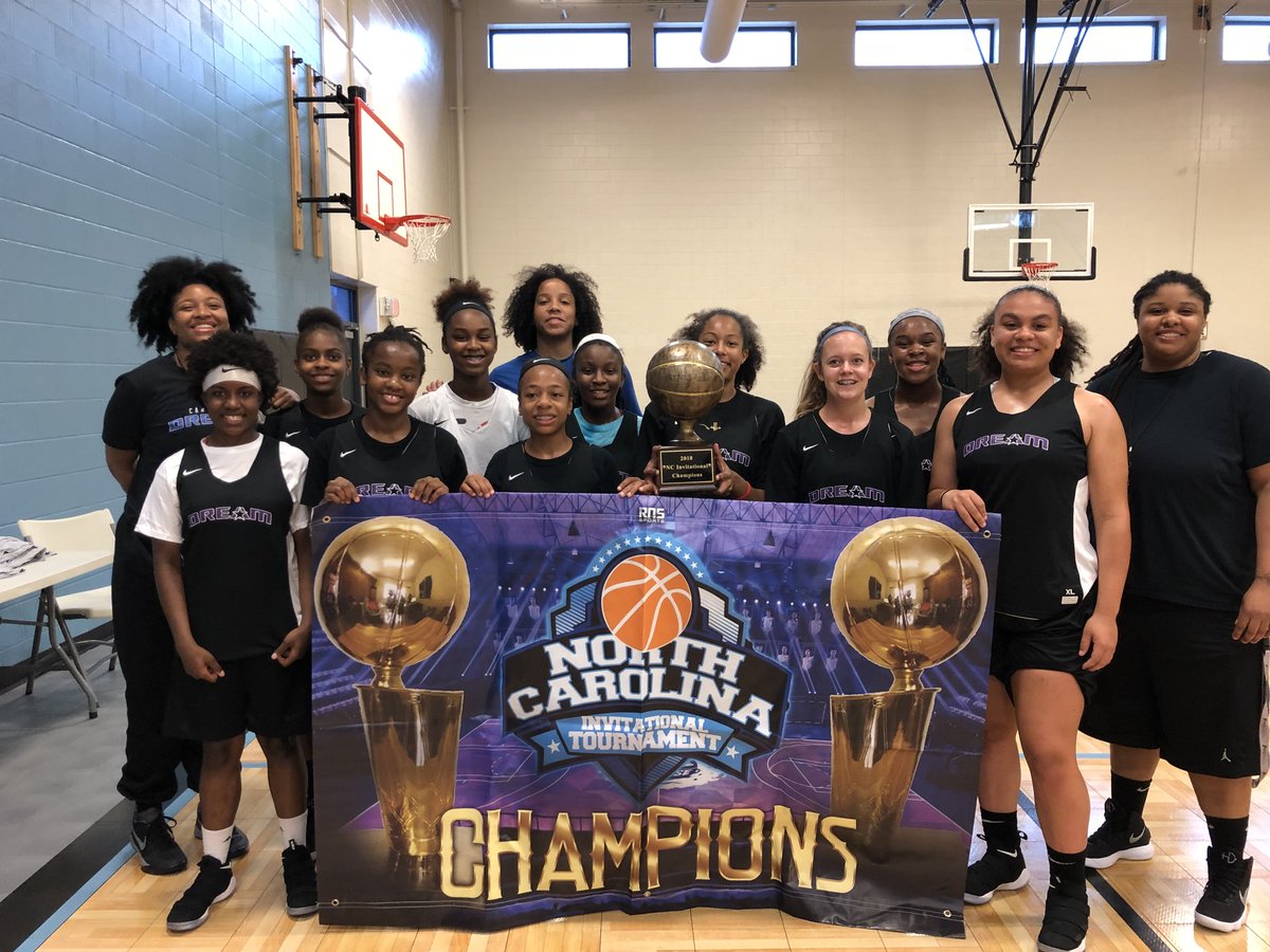 DreamGirlsHoops's tweet photo. Champs!
#NCInvitational
#GirlsGoldDivision
@DreamGirlsHoops https://t.co/WrCt9oqxCp
