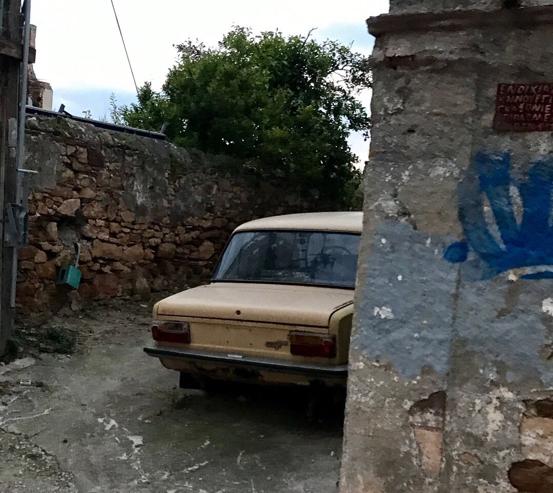 Our company jet seems to be in need of some maintenance. 🛠😬 Same thing with the company yacht. 🛳 So it seems like we'll be hanging out in Greece a while longer! 🇬🇷Good thing our tour bus hasn't let us down at least! 💪🚌
#ListitOnTour #ListitGame #FinalCountdown #3DaysLeft