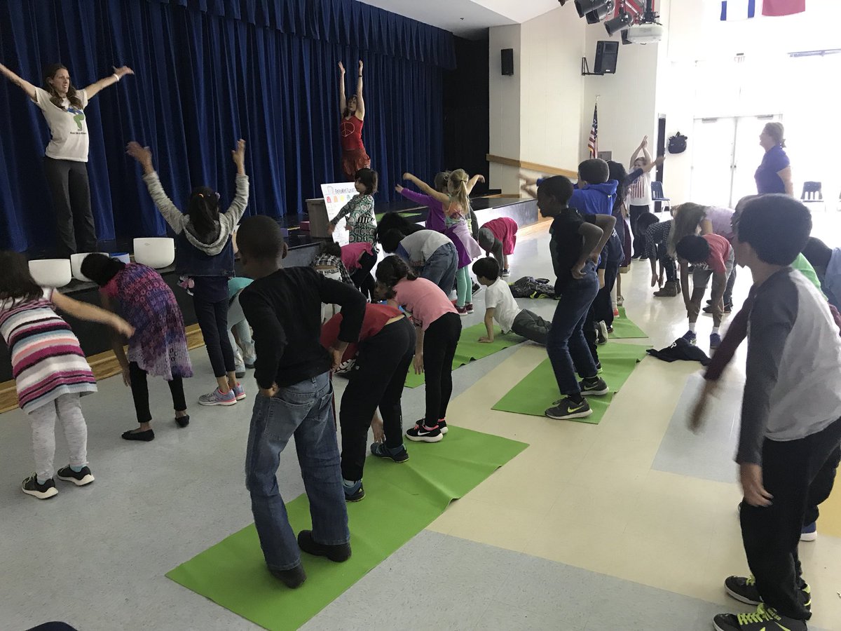 Artist Day was a hit!! Thank you to our amazing PTA and all the artists who shared their craft with us