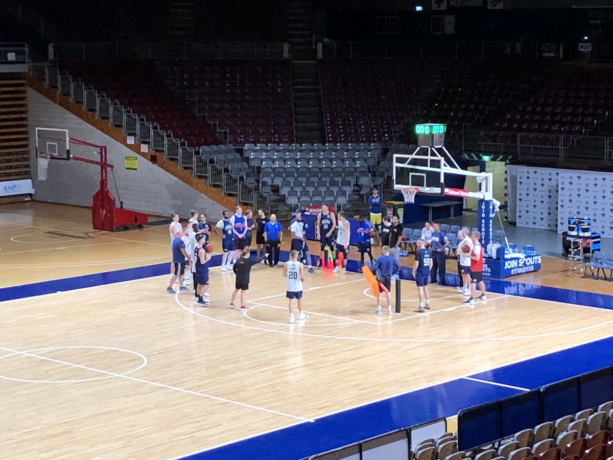 joetertzakian's tweet photo. Trust. Loyalty. Respect. #WeAreSixers #AllForAdelaide #NBLfinals18 #LastTrainingSession https://t.co/b0nGWiBIQP
