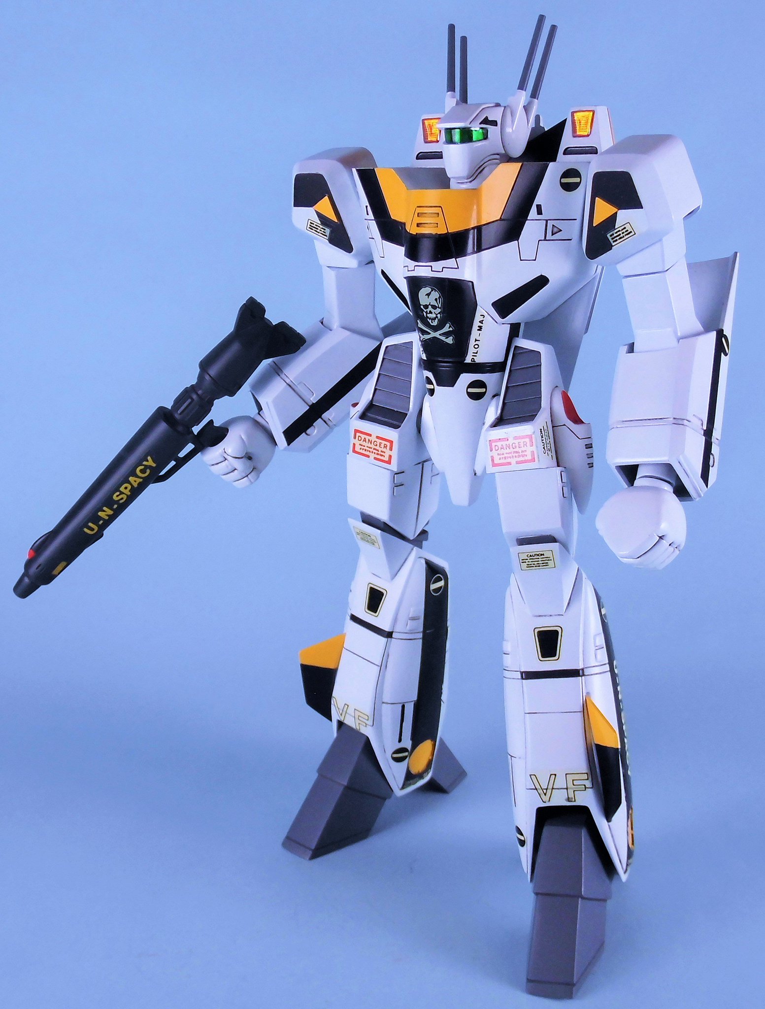 1/72 VF-1S バトロイドバルキリー ロイ・フォッカー スペシャル PLAMAX PX10 1/72 VF-1S バトロイドバルキリー ロイ・フォッカー