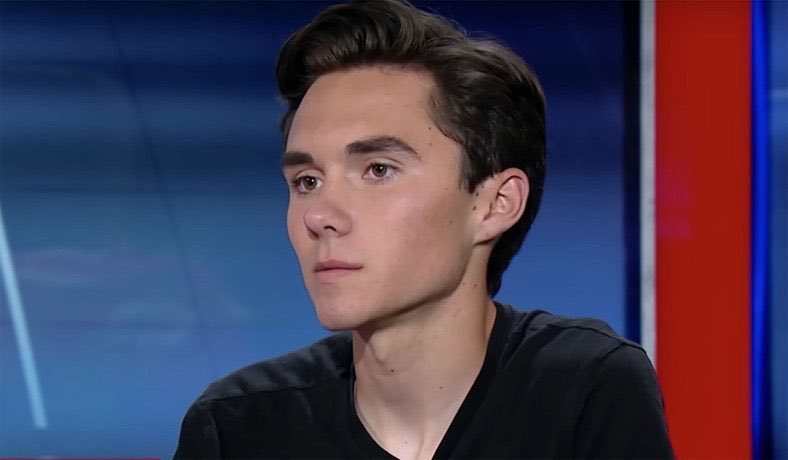 Braveheart_USA's tweet photo. Watching & Listening to you @davidhogg111 is interesting. The Stoneman Douglas High School, the Local Sheriff and yes, even the @FBI failed.
Can I ask who called the @NRA? You attempt to lay this all at the feet of the NRA. Maybe you & I should debate this, say on @seanhannity https://t.co/MKRjNaPnO0