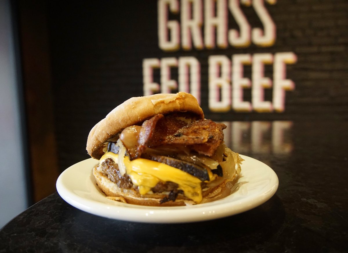 🏀🏀LISTEN UP BASKETBALL FANS! DMK Burger Bar in Lakeview &amp; Lombard will be showing the Final Four games this Saturday and offering food and drink specials, including the Rambler Burger → grass fed beef patty, American cheese, onions, mushrooms, bacon, bacon-garlic aioli. 🍔🤤
