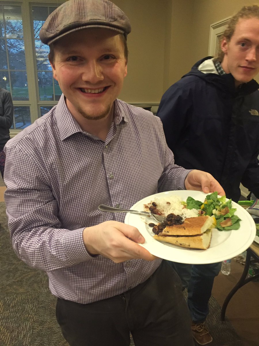 berryforensics's tweet photo. your Berry College Chopped champion, BCFU Coach Matt!! https://t.co/JkRbk0xyPQ