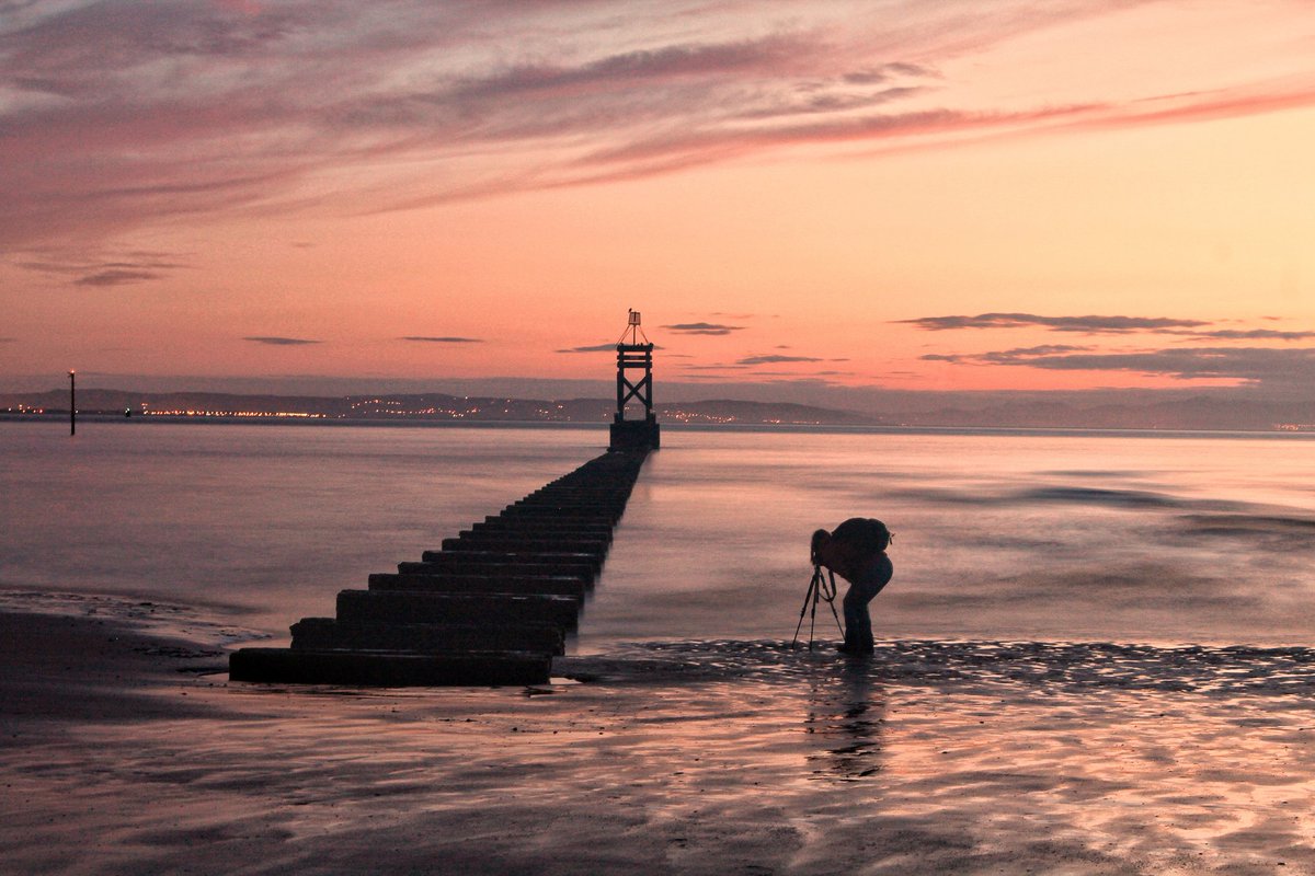 A lone silhouette of a photographer capturing a composition at last light on Crosby beach.

@Lpool_Pics_2013 @scousescene @ExploreLpool @Beau_Liverpool @CultureLPool @TheSeftonCoast @YOLiverpool @IndpndtLiv @IronMenCrosby