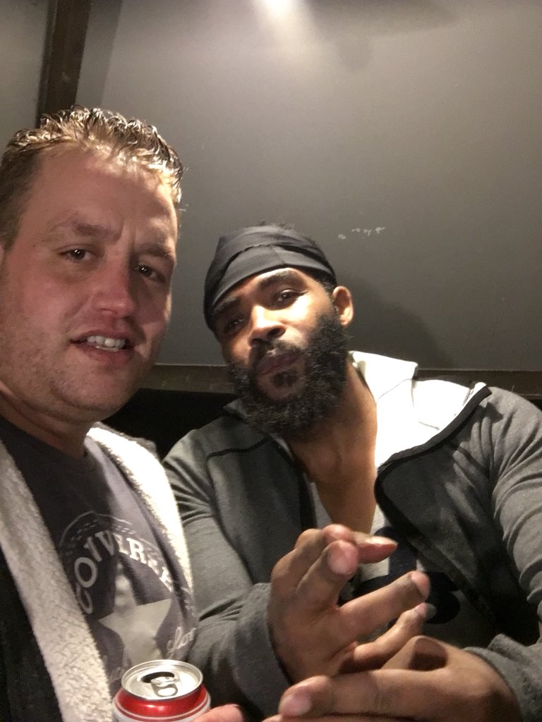 alisingh8682's tweet image. My life is just amazingly perfect right now.  Thank you for being so down to earth and letting me meet you. It means the actual world. @pharoahemonch  #brokenagain