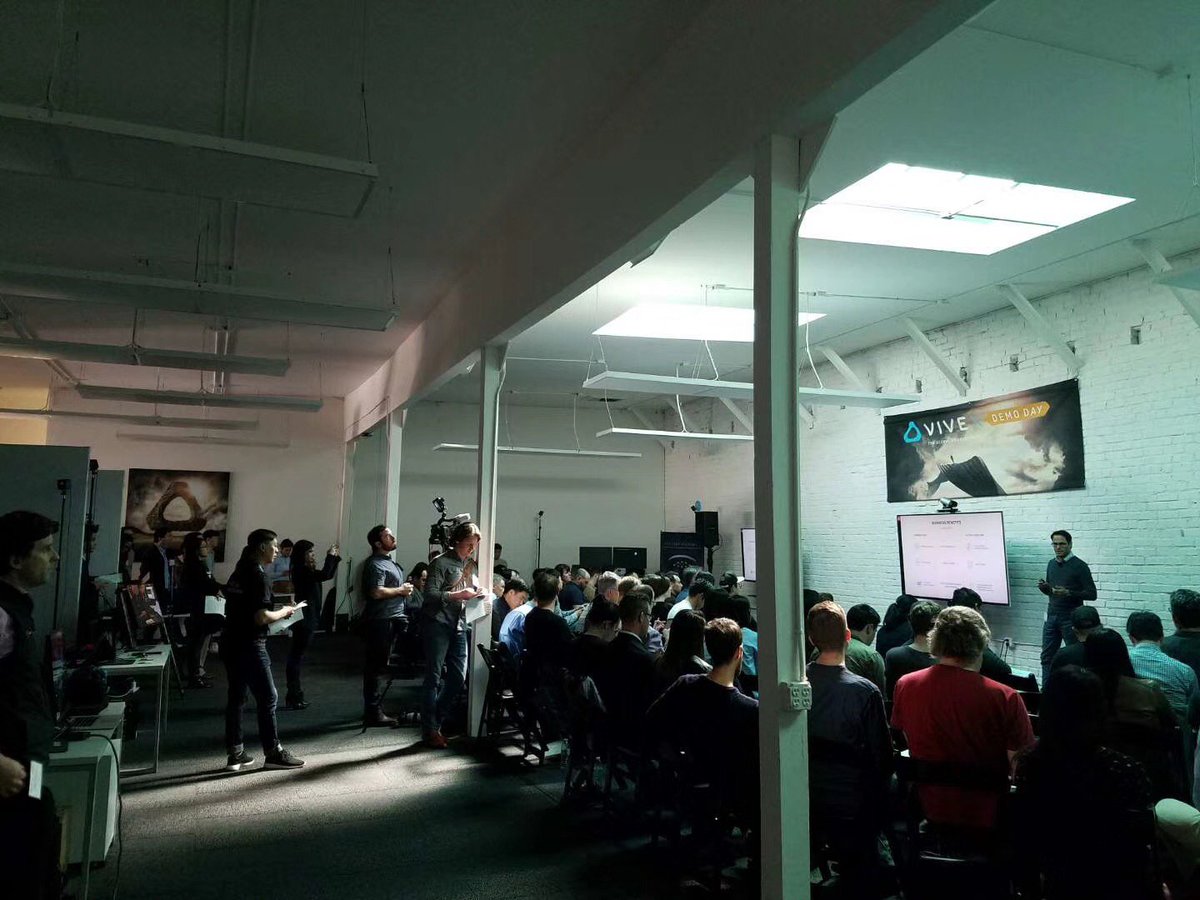 YueChengTech's tweet image. Last stop of #ViveX Demo Day in #SF has gone successfully. 15 VR/AR companies have officially &quot;graduated&quot;. Thank you #HTCvive for providing such great opportunities to meet amazing teams and investors. Let&apos;s make the industry better together.