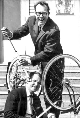 The Morecambe & Wise Archive 👓🌞♥️ tweet media
