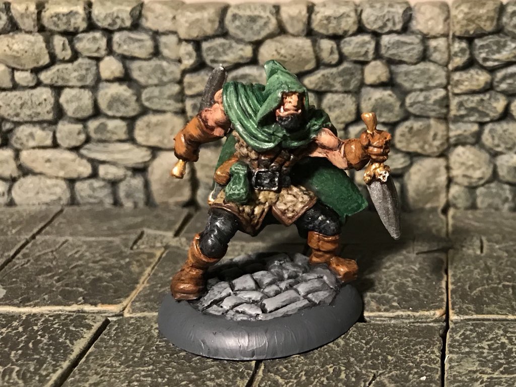 Travis_Fauber's tweet photo. @Goblins_Mordor here is my entry for the March  #mordorpaint #reapermini contest. #halforc #rogue #goblin #treasure #dungeon #dnd #DungeonsandDragons #adventure #miniature #painting #contest #art #hobby #craft https://t.co/Ayc36e0aba