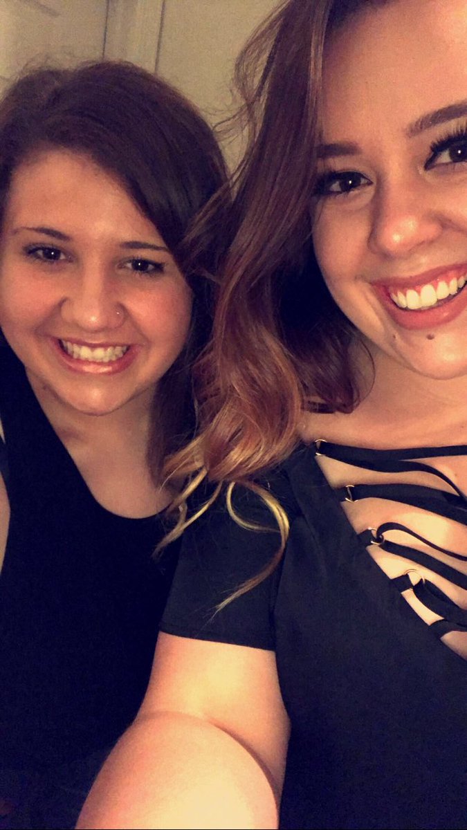 alexiscamuso's tweet photo. Greek Life & Delta Zeta has given me my best friends for life and opportunities that I could have never imagined ❤️ #GreekWeek2K18 #RethinkThursday https://t.co/B3DU52cFOa