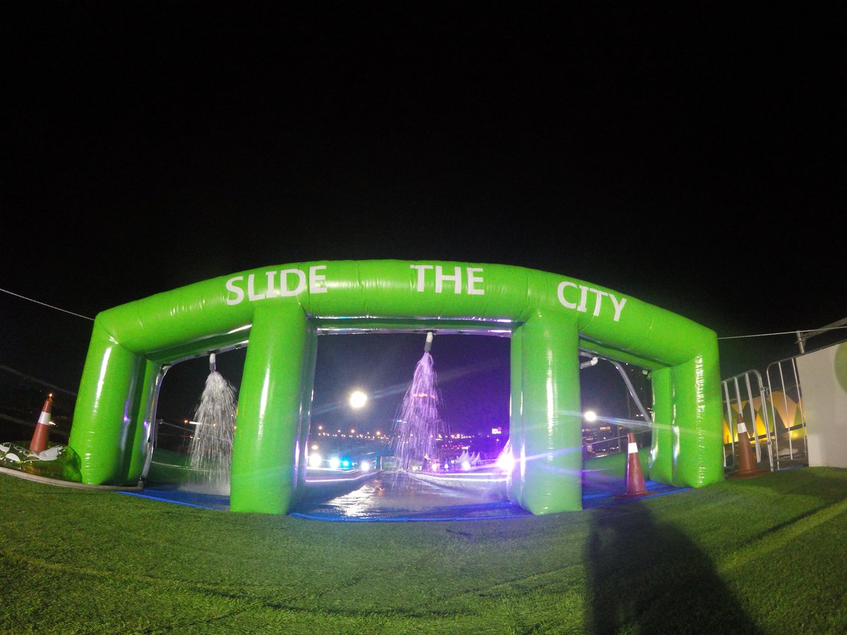 STC_Asia's tweet photo. Life is good especially on FRIDAYS eh? Agree?! ☀️🏖🌊 

Ps: Tweet your favorite Fri-yay quotes and hashtag us! #slidethecityasia #slidethecitymy https://t.co/zfRZh8tE9w