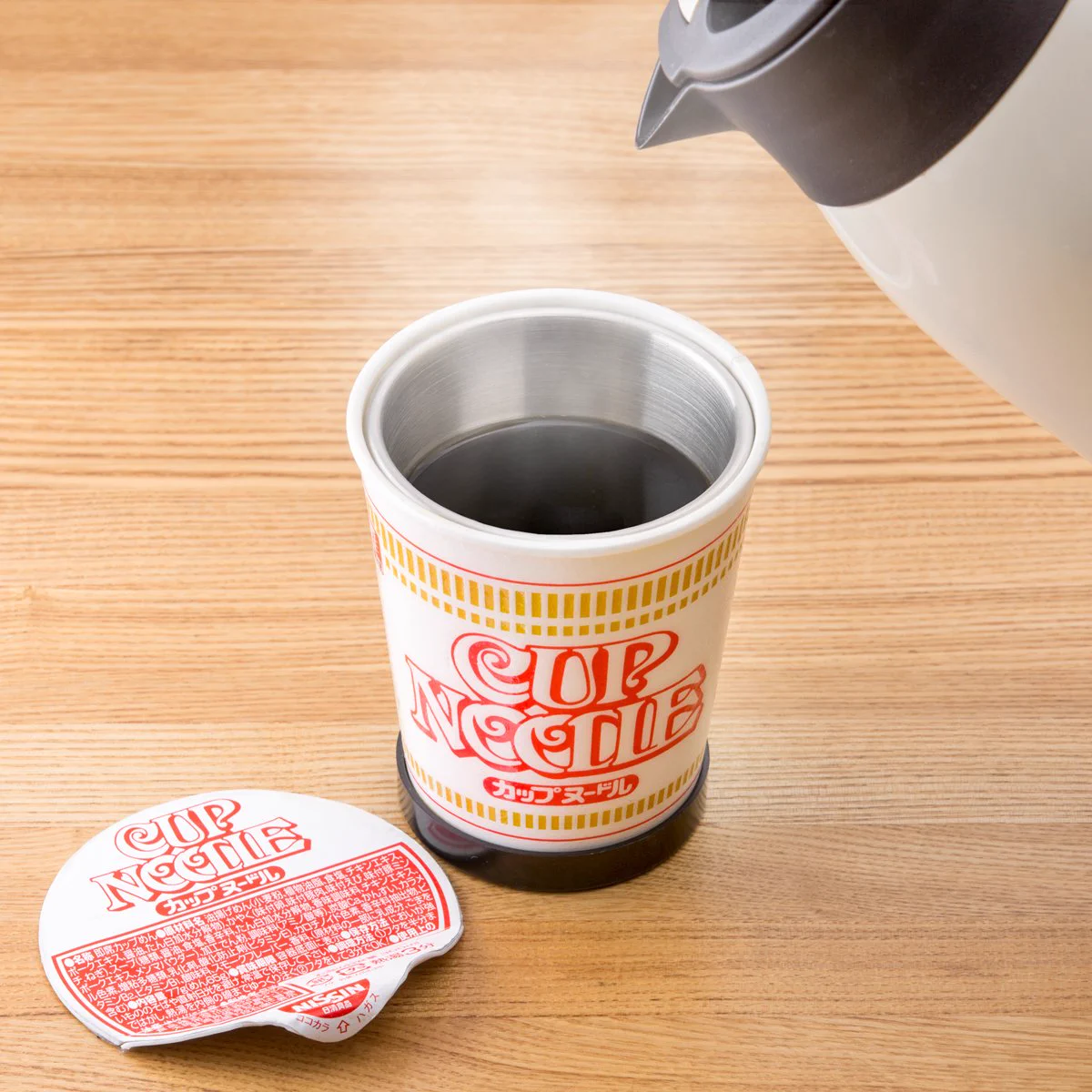 これで上司から逃げられる？カップヌードル風サーモマグｗｗｗ