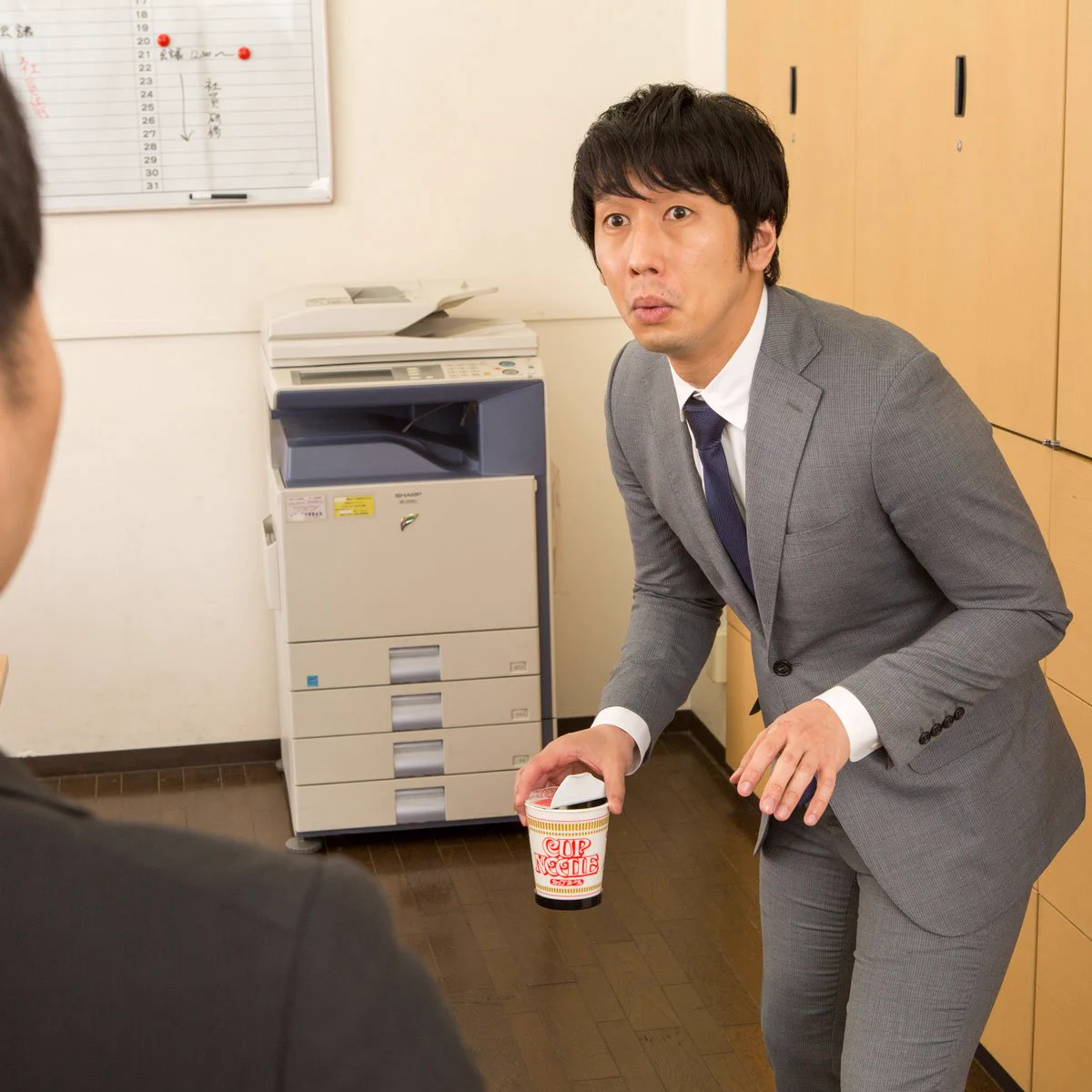 これで上司から逃げられる？カップヌードル風サーモマグｗｗｗ