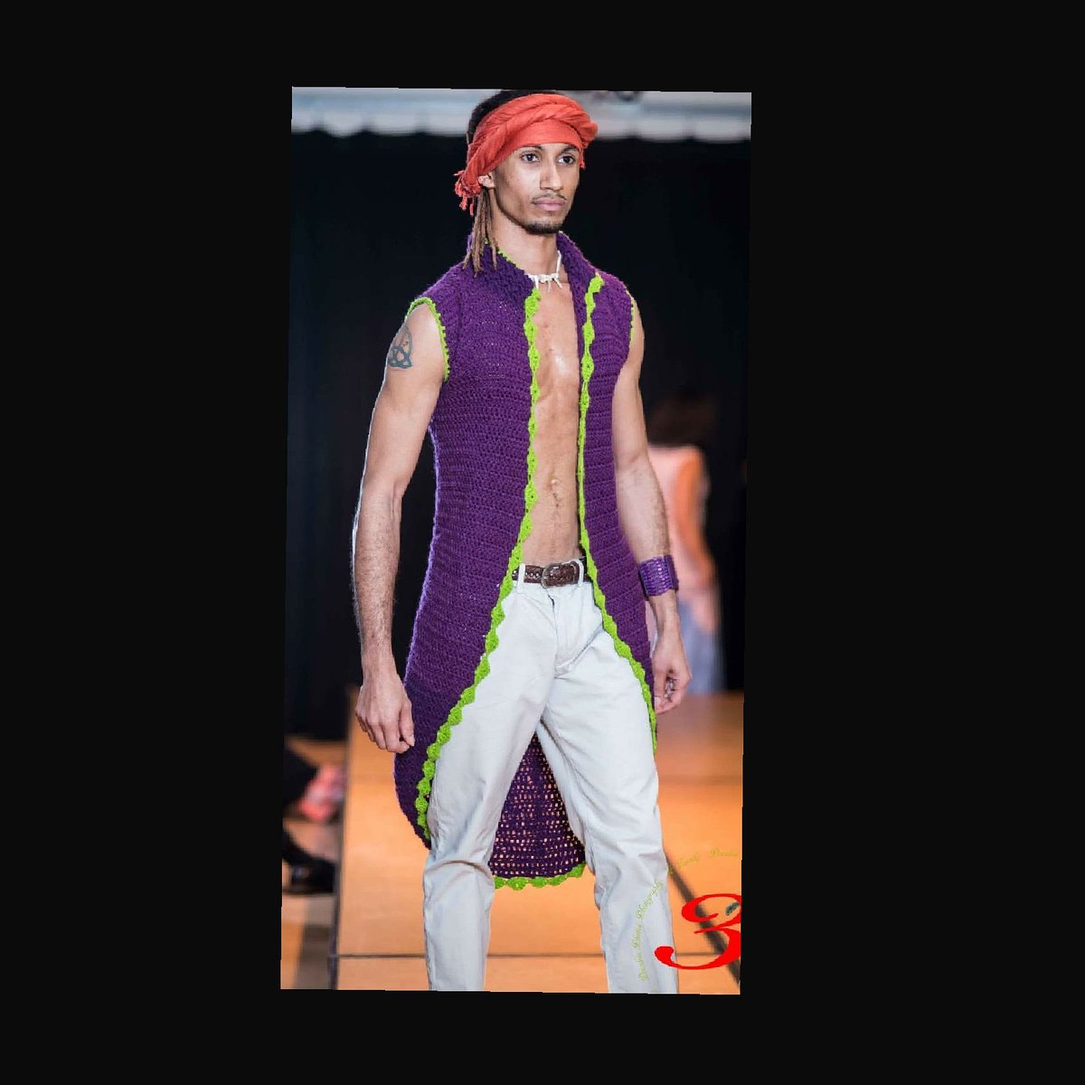 GregoryStitch's tweet photo. #Gregorystitch    #brandstory    #crochetfashion  #crochetking  #fashionvlogger #crochet  #crochetfashion  #crochetking  #fashionblogger #fashionvlogger #crochet #crochetcouture   #nyfw #atlanta #Atlantafashion #blackpanther #wakanda #atlfashionshow #atlfashion #wakandaforever https://t.co/mIOiQdd8v4