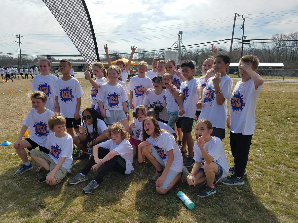 Street Savages finishing as a team! <a href="/apexfunrun_VA/">Apex Fun Run HR VA</a> <a href="/WSESSmithfield/">Westside Elementary</a> #WestsideBestSide #Teamworkmakesthedreamwork