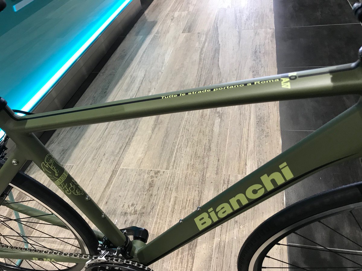 Bianchi 大人気の「 ＃ROMA4 」シリーズ、 MattMilitaryGreen（マット 